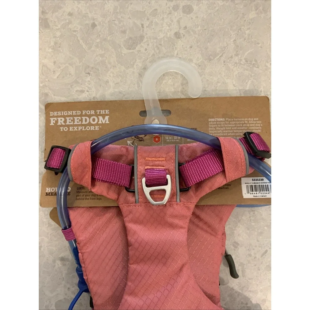 Arcadia Trail Water Bladder Harness For Dogs Pink Size Small w/Collapsible Bowl
